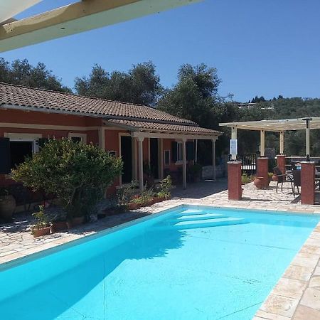 Paxos Bonzai Studios Gaios Buitenkant foto