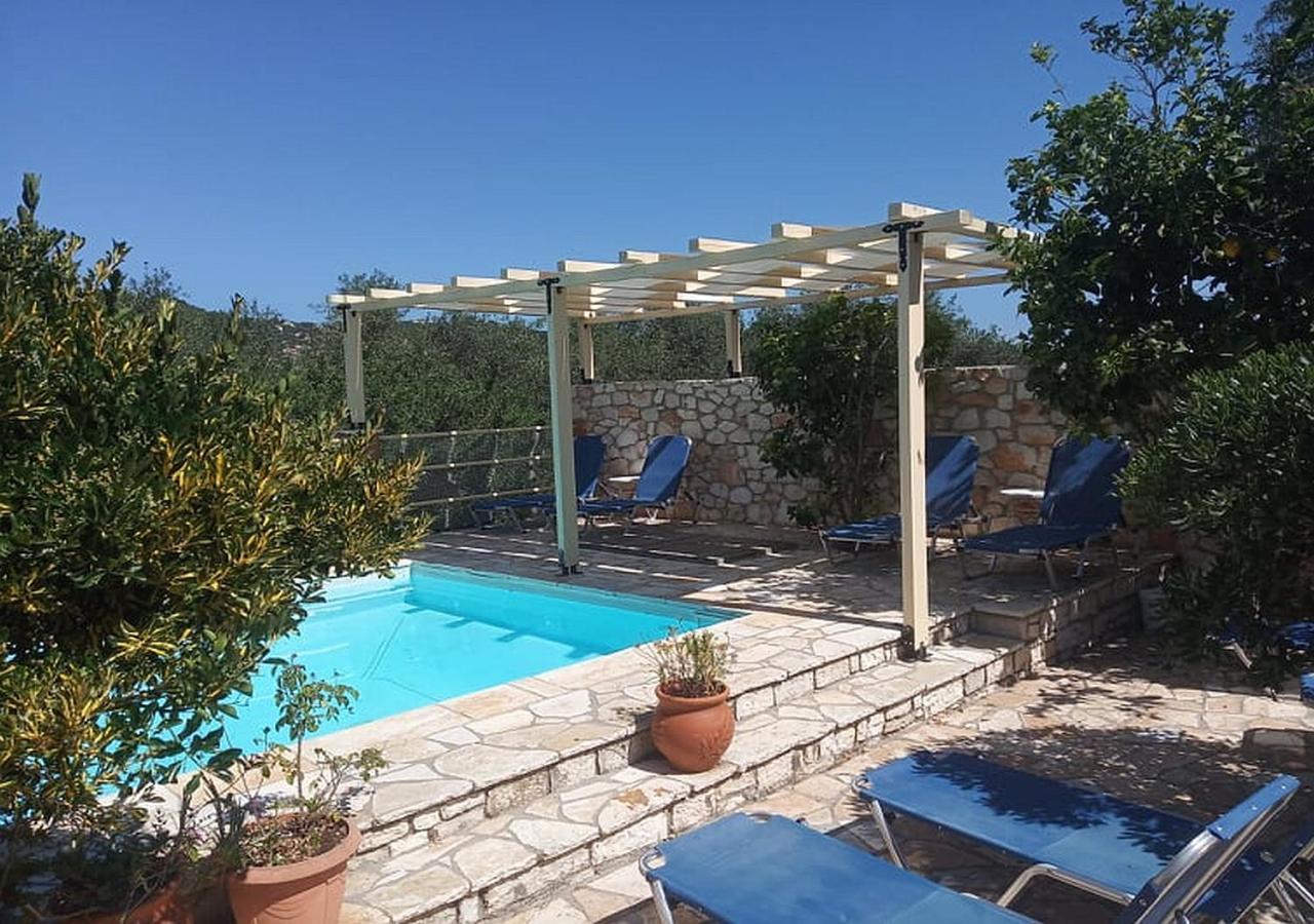 Paxos Bonzai Studios Gaios Buitenkant foto