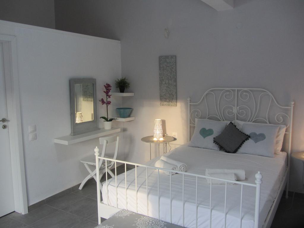Paxos Bonzai Studios Gaios Buitenkant foto